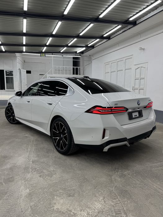 BMW I5 35L EDRIVE 2024
