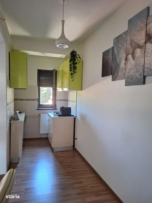 2 camere Crangasi