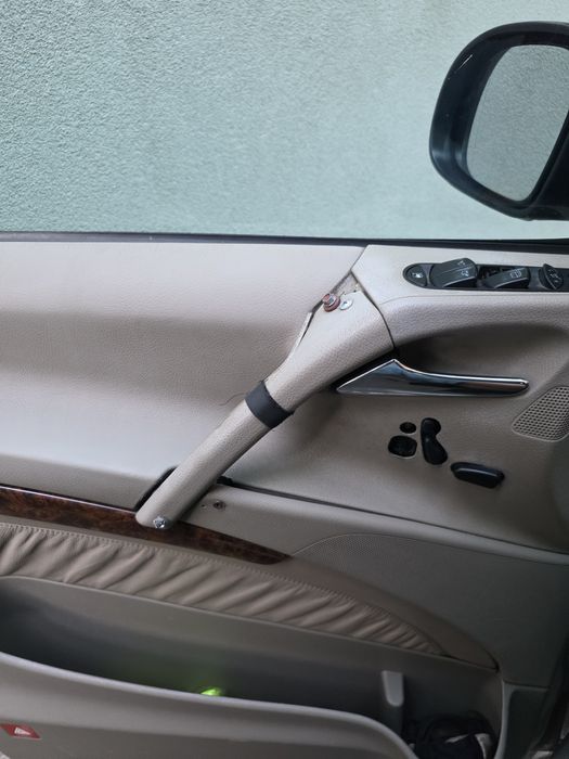 Mercedes-Benz V-Class 2005 diesel, 3.999 € — imagine 5