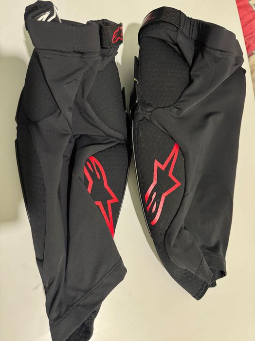 Мото наколенки ALPINESTARS Bionic Flex протектори