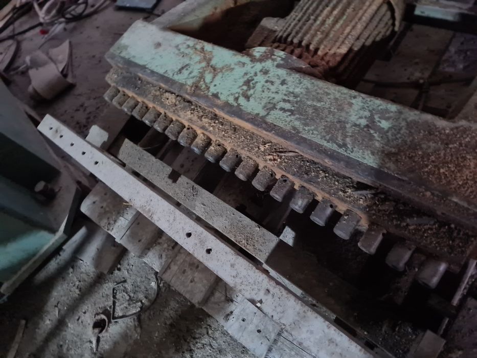 пробивна глава с 20 шпиндела