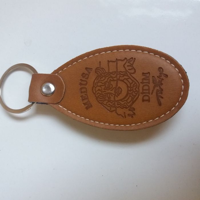 Нови кожен визитник и кожен ключодържател,визитник с магнитно затварян