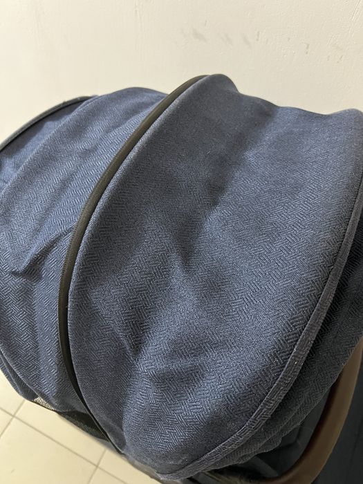 Продам детскую коляску синего цвета