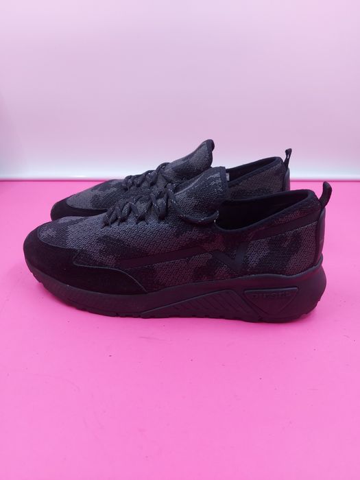 Diesel номер 46 Оригинални  мъжки сникърси