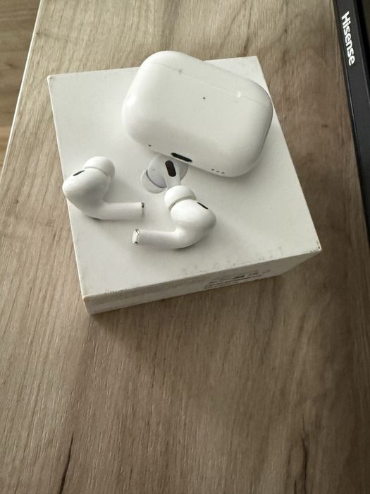 Vând Apple AirPods Pro 2 (USB-C, 2023) – 850 lei