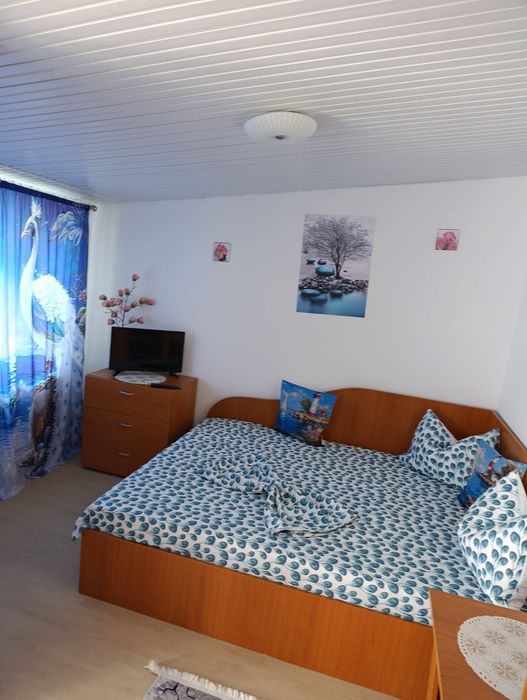 Camere de închiriat.