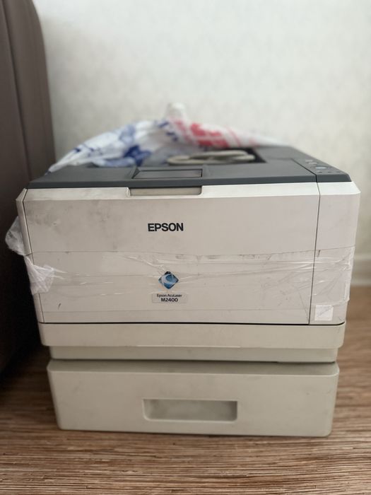 Продам Epson AcuLaser M2400
