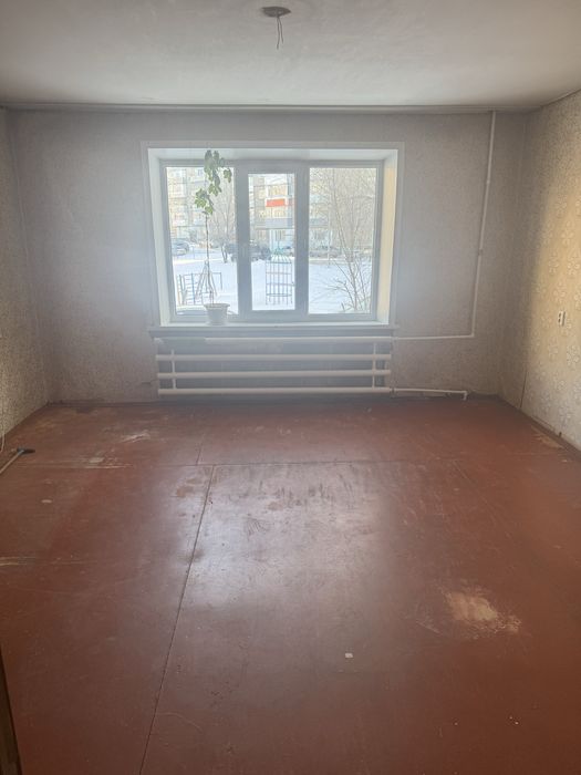 Продам трехкомнатную квартиру