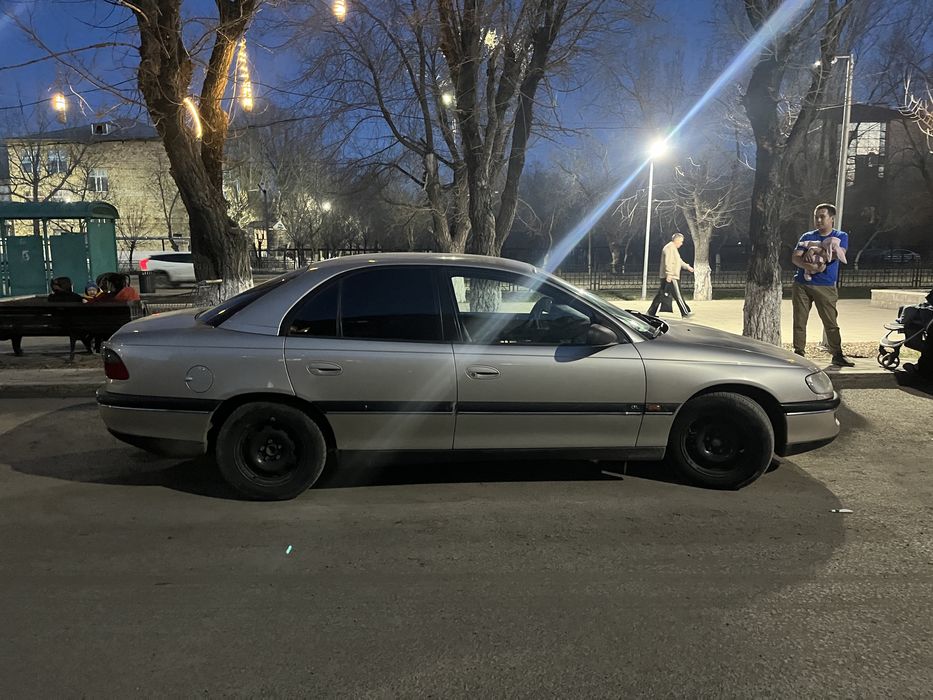 Opel Omega b 2.0