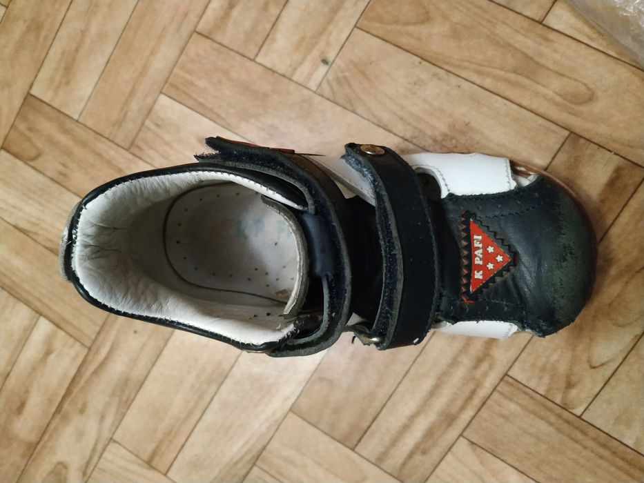 Продам платье на выписку для маленькой принцессы!