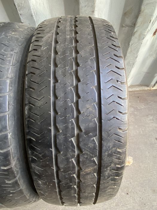 Шины Pirelli 215/65/15  2 шины