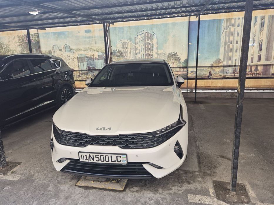Kia k5 в хорошем состоянии 2,5 обьем