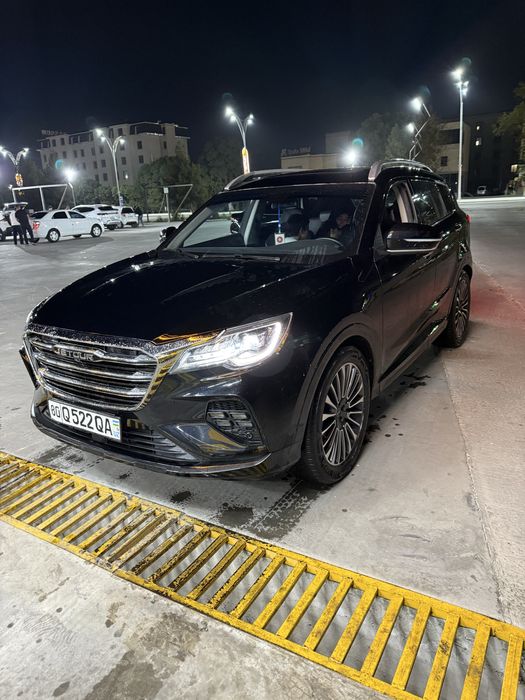 Jetour x70 сотилади холати яхши