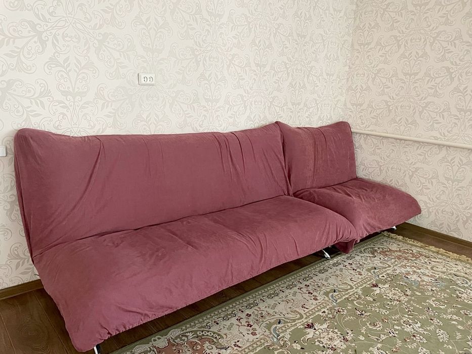 Диван в хорошем состоянии