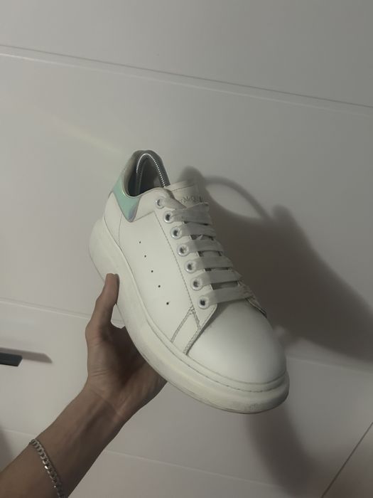 Alexander Mcqueen