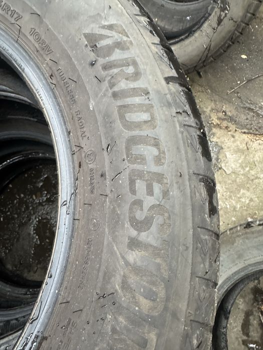 Anvelope vara 225/65/17