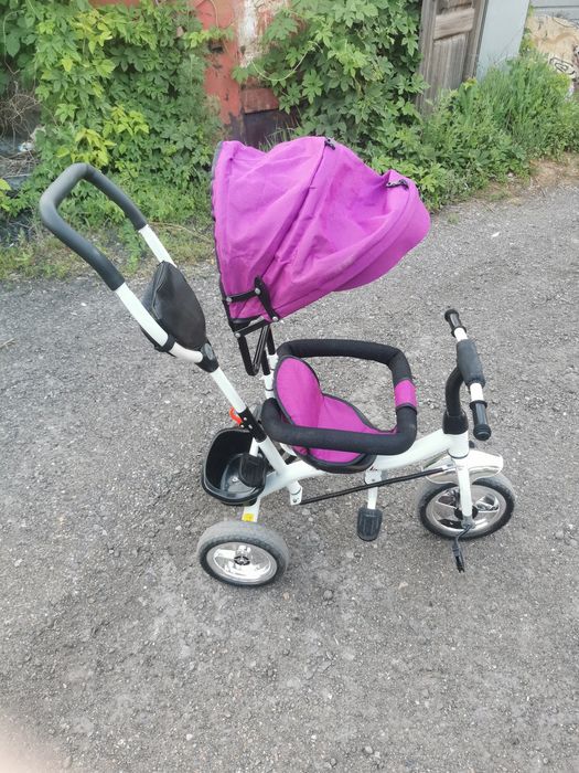 Детский велосипед с ручкой