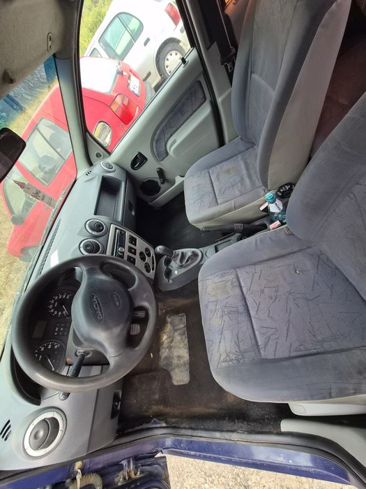 Dacia Logan 1.4i на части