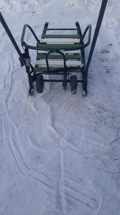 Продам санки детские