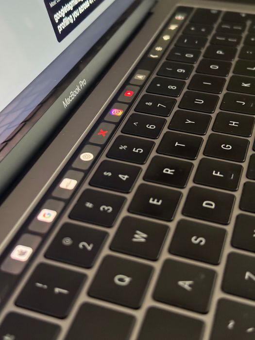 Macbook PRO 2020 Touchbar 16GB Space Grey