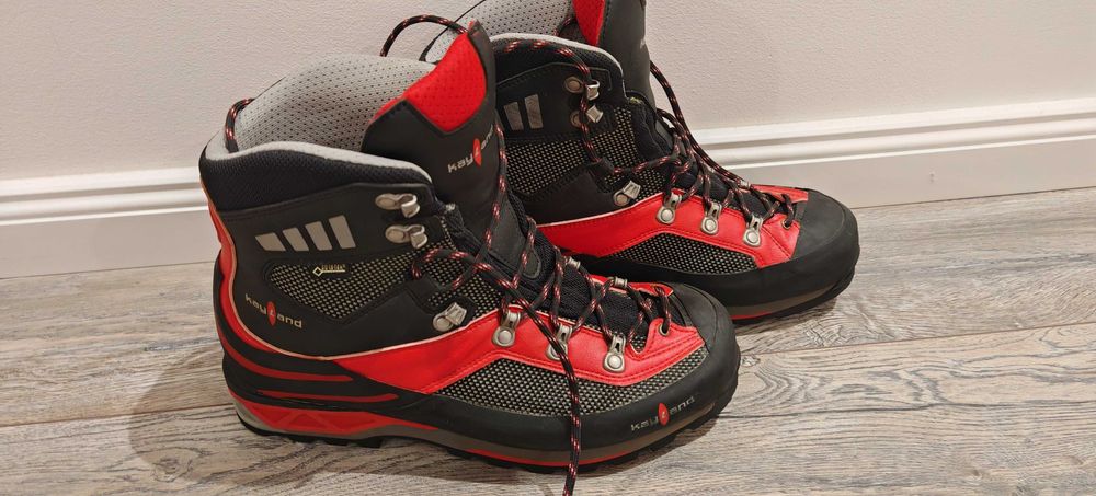 Bocanci de iarna Gore-tex