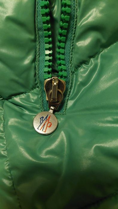 Geaca dama Moncler mărime 2 originală