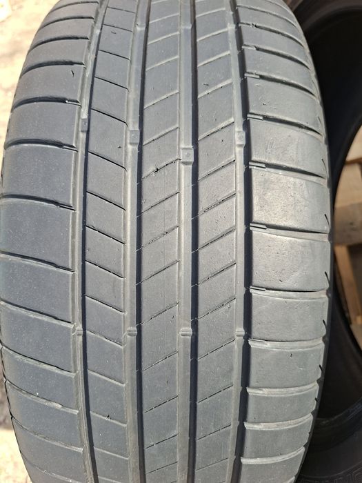 Продам шины 235/45/18 бриджистон
