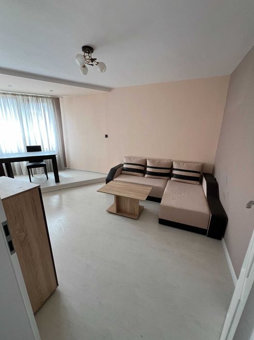 Апартамент в центъра на Перник