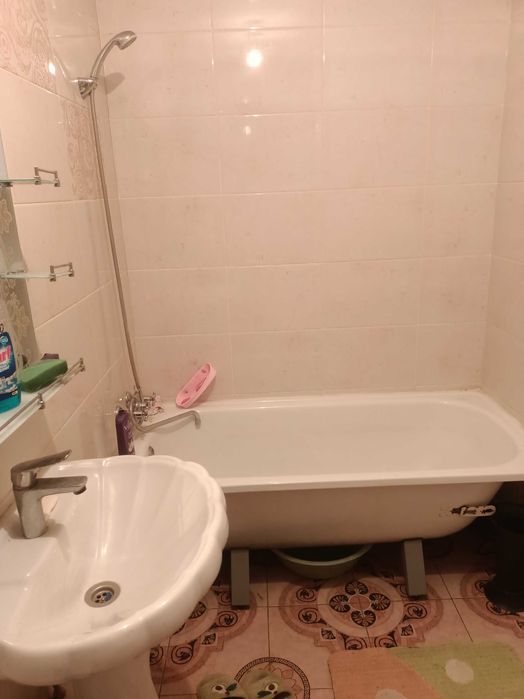 Продам 4х комнатную квартиру