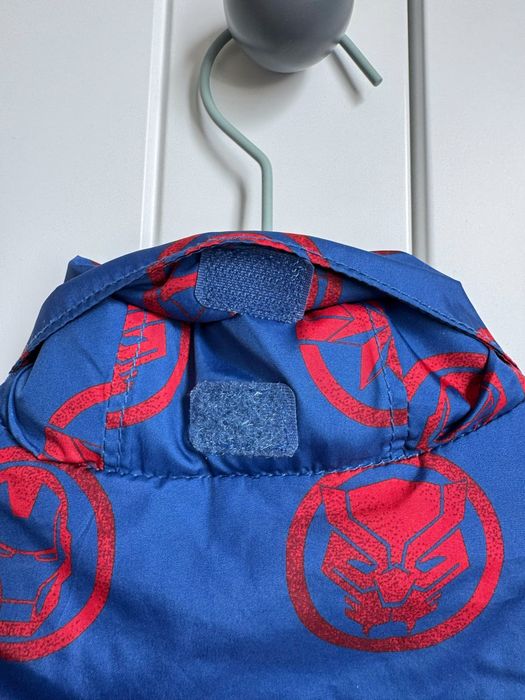 Бебешко яке GAP Marvel