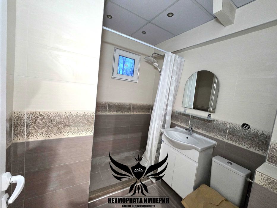 Продавам тристаен апартамент 91кв. с гараж и изба в гр.Асеновград