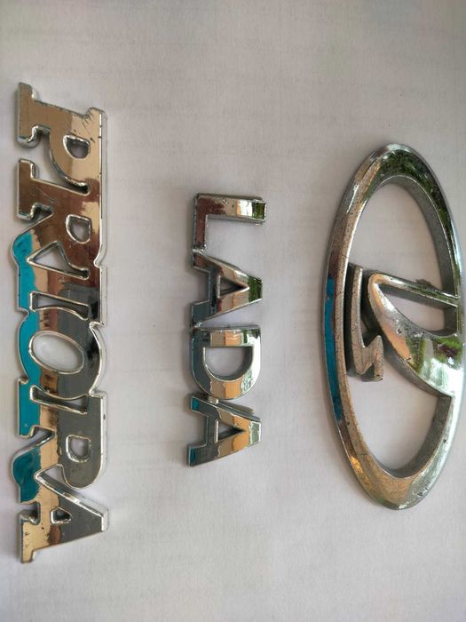 Эмблемы Лада Приора Lada Priora