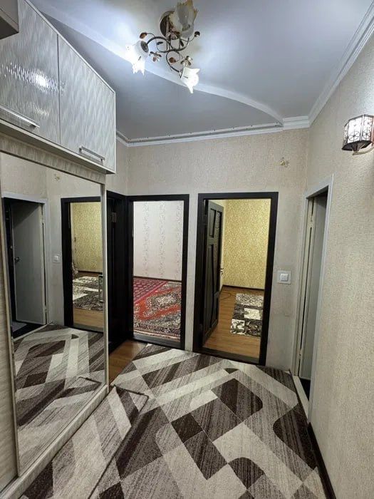 СРОЧНО Ўзимни уйим мебел техника билан Чилонзор 7 3/4/4