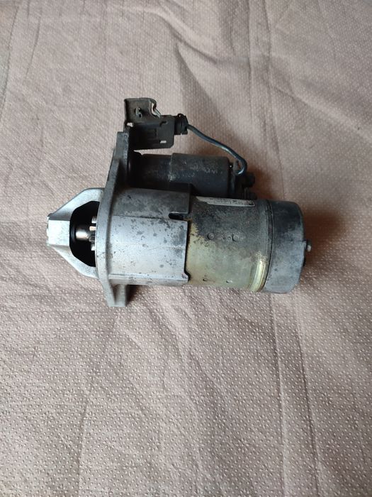 Ниссан.Шлейф руля .Стартер.Форсунки.