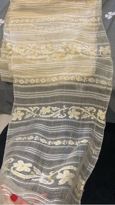 Vand marame autentice! Preturi intre 700( mai au ciupituri) 1000 lei