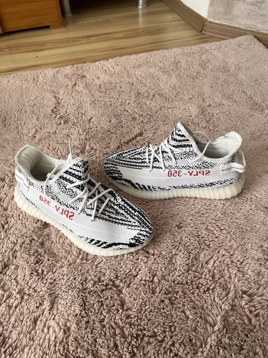 Yeezy 350 Boost Zebra