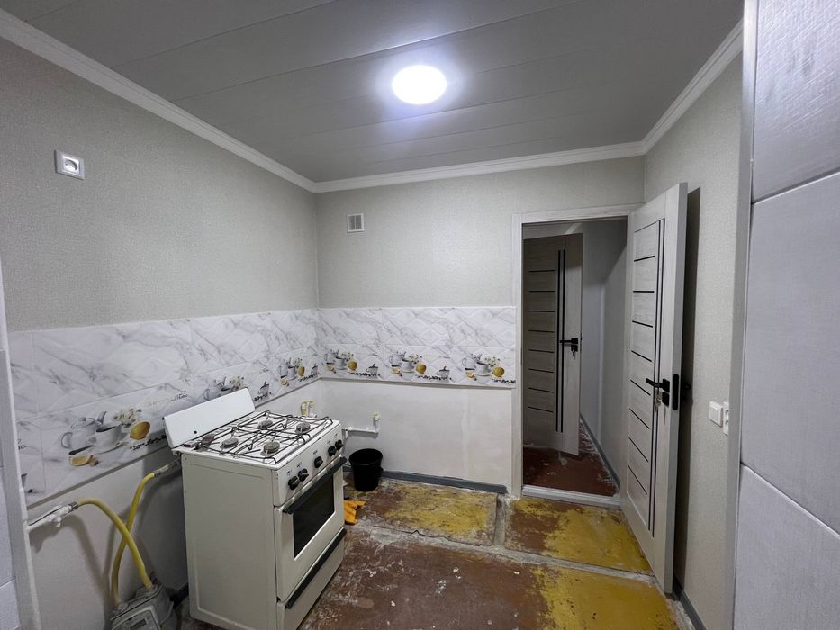 Продаётся 3 ком квартира 8 микро район