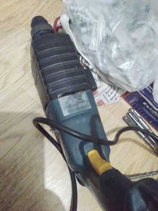 Перфоратор оригинал бош