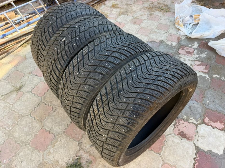 Продам зимнюю резину