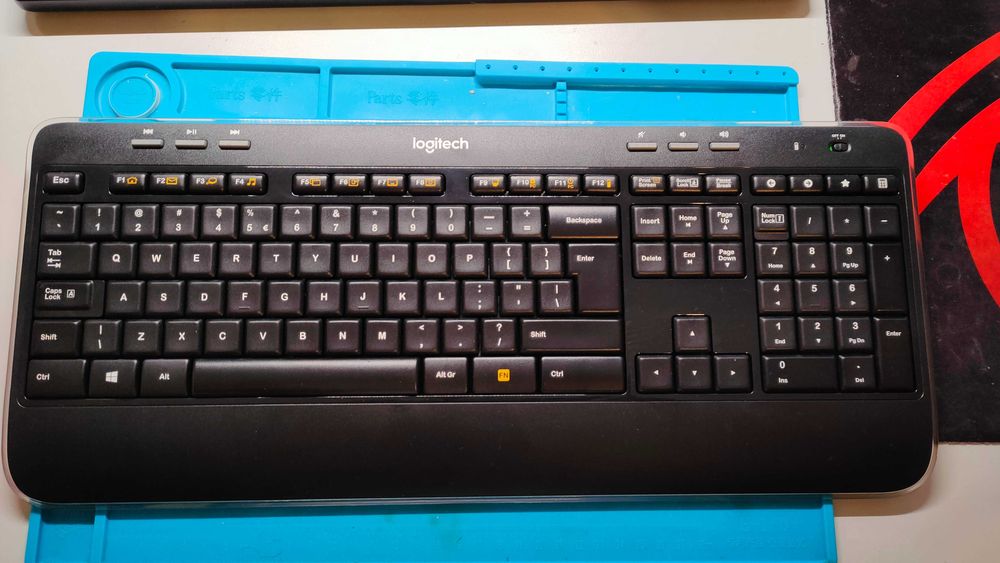 Tastatura wireless Logitech K520 Butoane multimedia