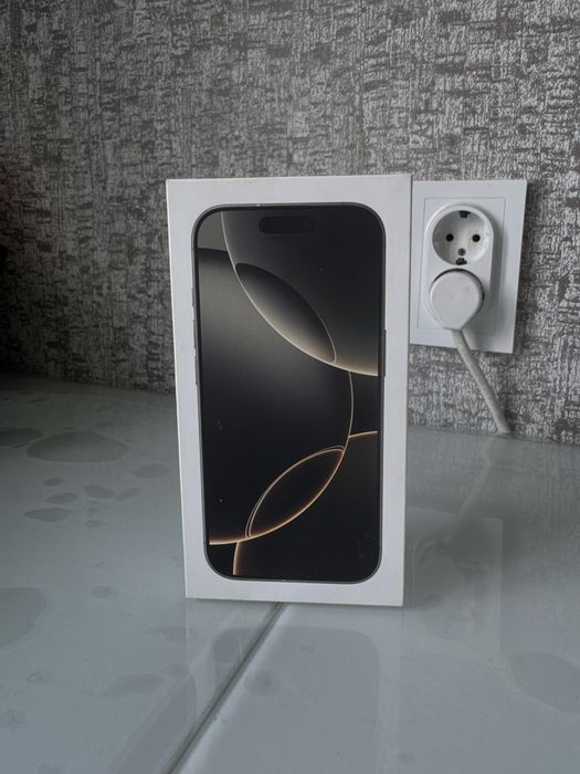 iPhone 16 Pro 128 ГБ/ на гарантии