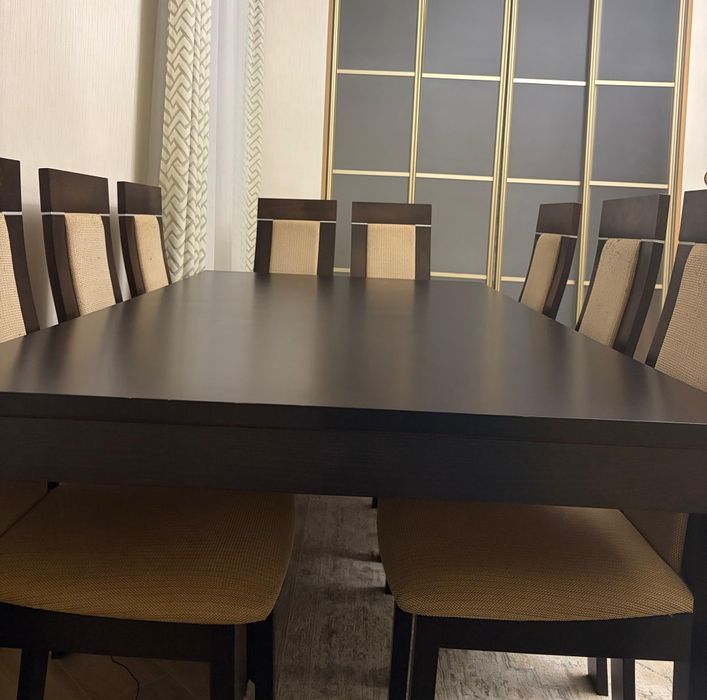 Продам стол со стульями!