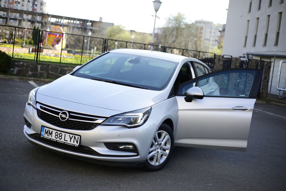 Opel Astra Opel Astra K 2017 Hatchback 1.6 CDTI • 110 CP • Euro 6