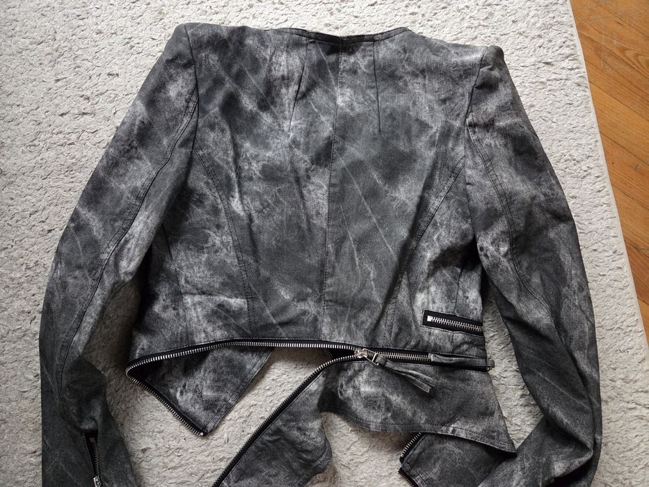 Страхотно дамско яке