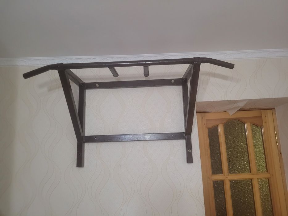 Турник  металический