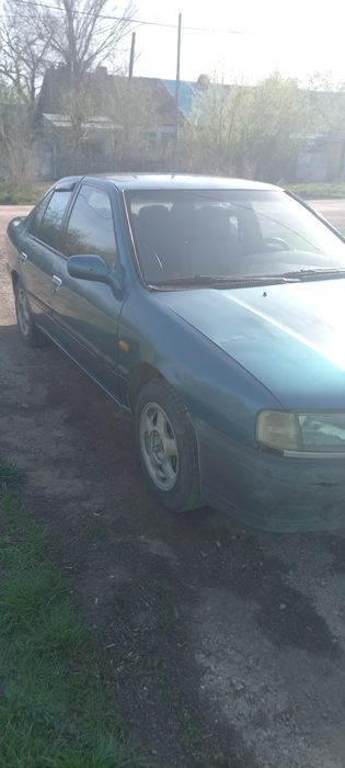 Продам машину Nissan primera