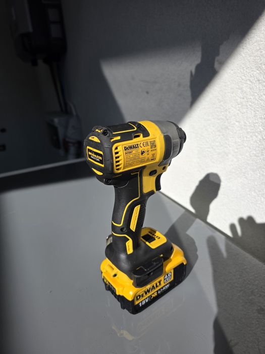 Autofiletanta Impact Dewalt DCF 887