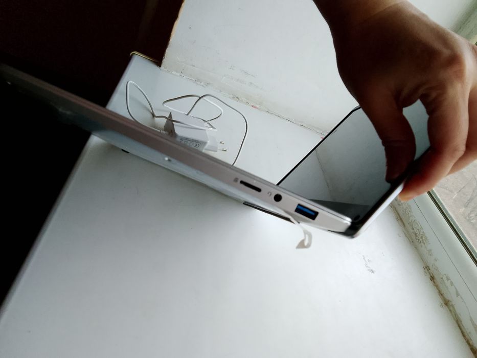 Ноудбук сатылады срочно