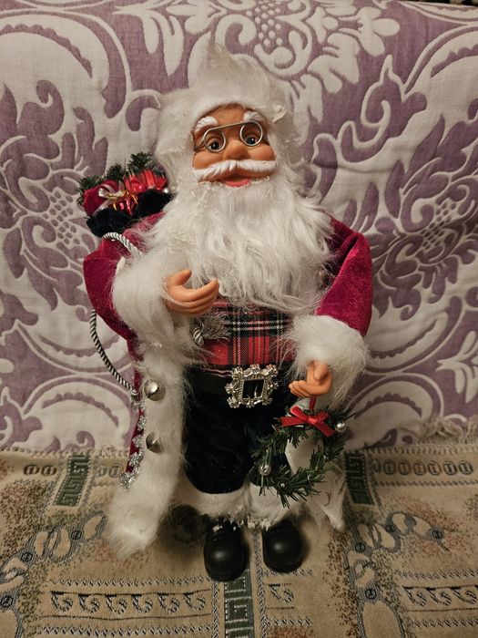 Новогодний Дед мороз