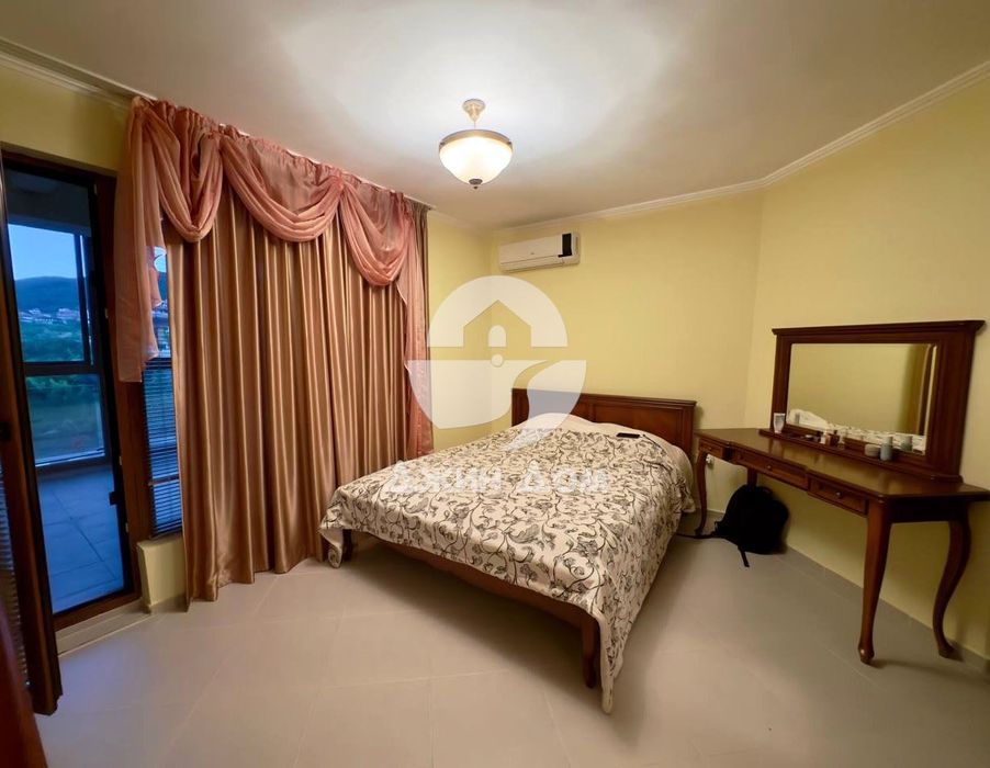 Продава се Четиристаен апартамент в Свети Влас - 295 кв.м за 950 €/кв.м - Снимка #4